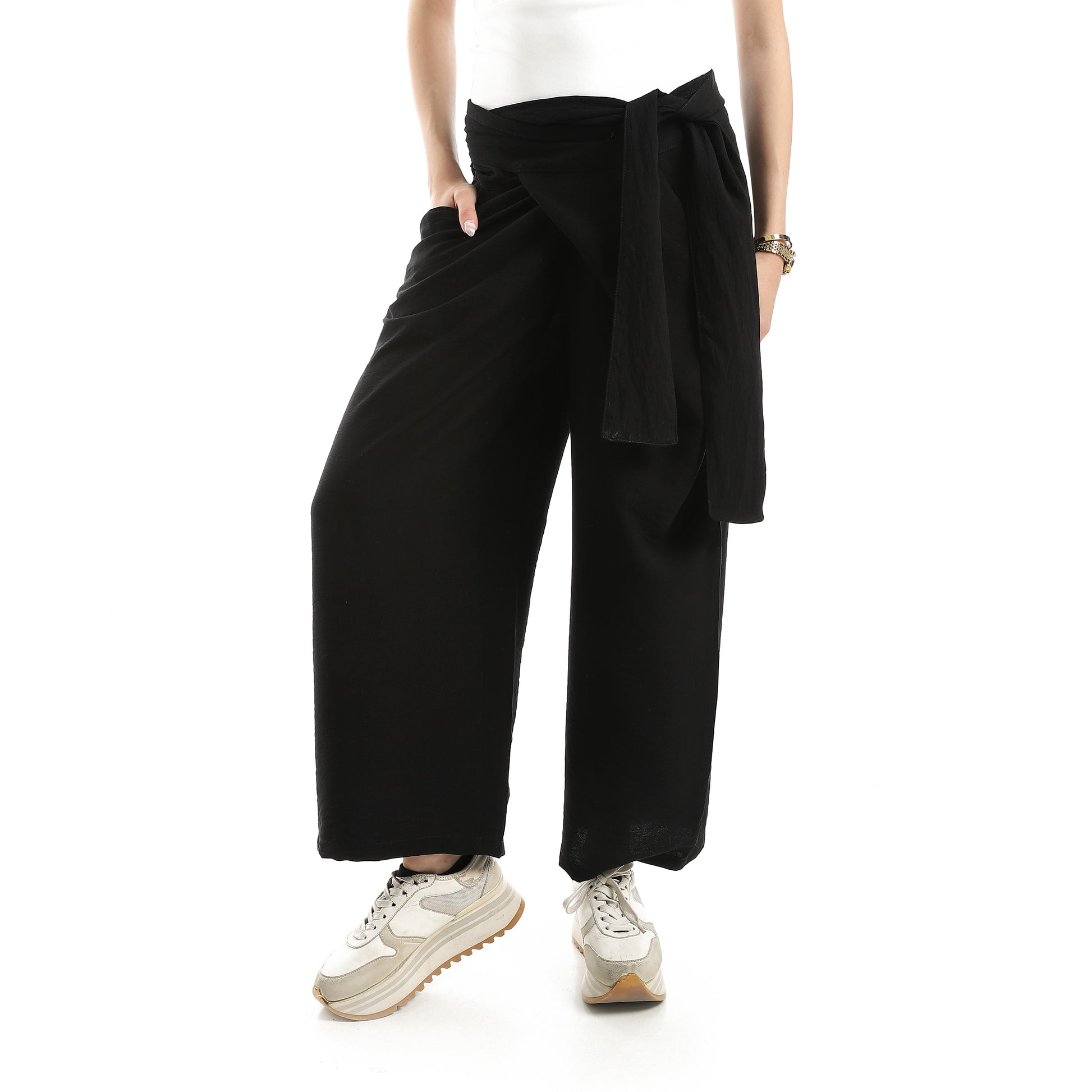 front crossed pants - Black View 1
